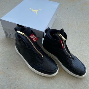 Nike Air Jordan 1 High Zip s8/9.5 NIB🔥